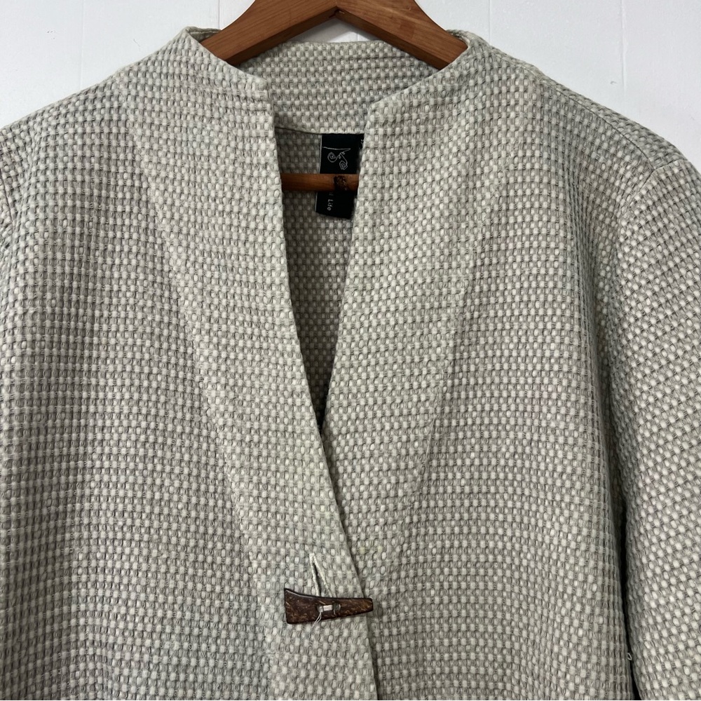 Light Sage/Gray Women's Waffle  Knit Wrap/Cardigan-Like New - Picture 4 of 16